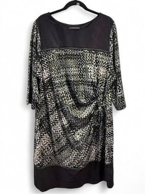 Shelby & Palmer Black and White Patterned Midi Dress